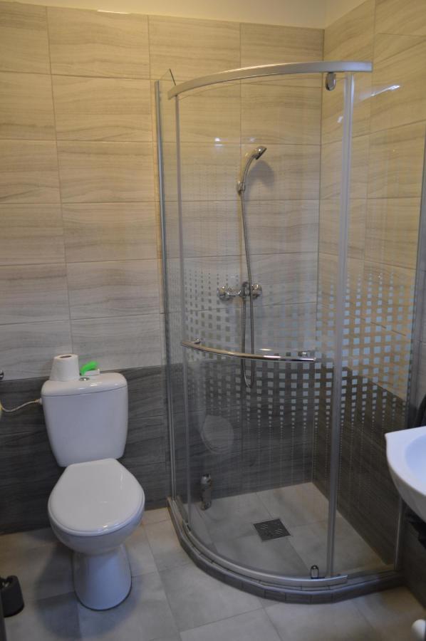 Bettina Vendeghaz Appartement Kiskoros Buitenkant foto